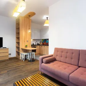 Apartment Apartments Nearto Old Town Rakowicka, Krakau